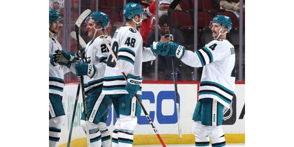 San Jose Sharks får äntligen sin första vägvinst för säsongen